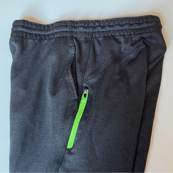 Champion Kids Tapered Joggers Sweatpants MUST BUNDLE - Picture 4 of 6